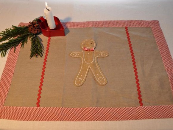 Place mat with cookie figure by Artefina Design
