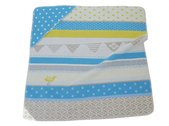 Blanket in light blue with pennant and hood by David Fussenegger