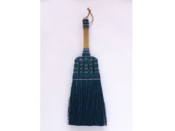 Hand brush (blue) by Overbeck and Friends