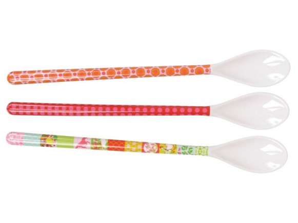 Long melamine spoons with assorted pink prints by RICE