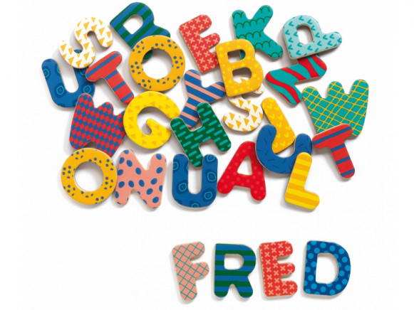 Magnetic letters by Djeco