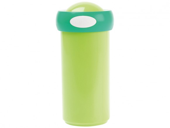 Travel mug for kids in green by J.I.P