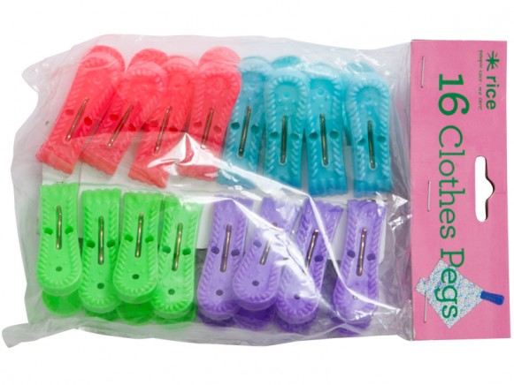 Retro pegs in assorted colours by RICE