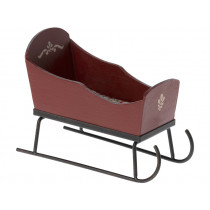 Maileg Mouse SLEIGH red